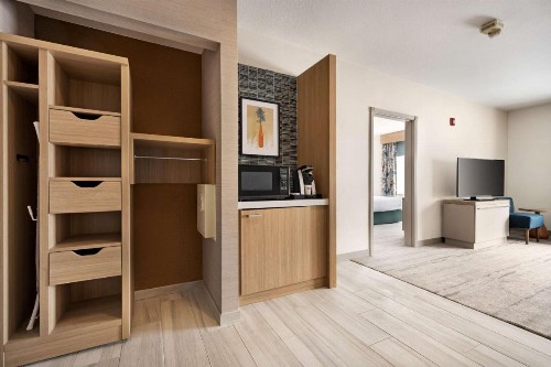 Hilton Garden Inn Fort Collins - image 33
