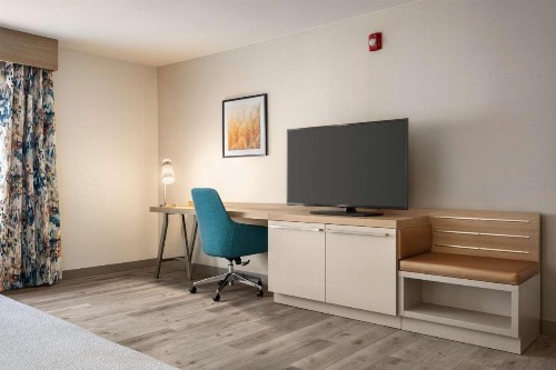 Hilton Garden Inn Fort Collins - image 41