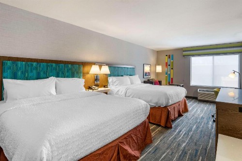 Hampton Inn Fort Collins - image 15