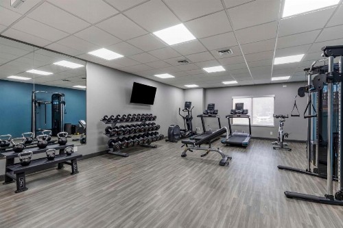 Hampton Inn Fort Collins - image 27