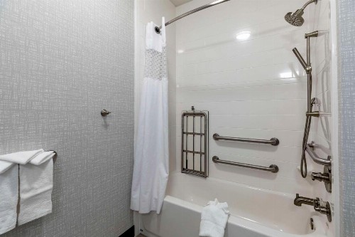 Hampton Inn Fort Collins - image 32