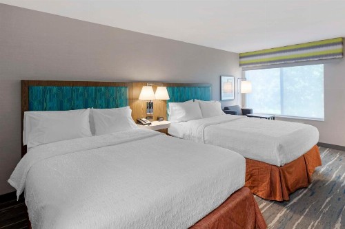 Hampton Inn Fort Collins - image 38