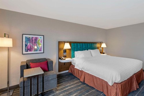 Hampton Inn Fort Collins - image 39