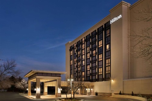Hilton Fort Collins - image 10