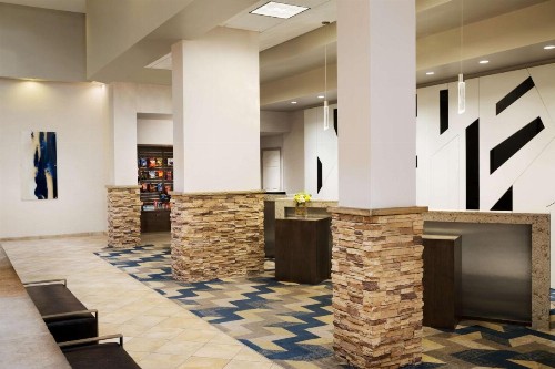 Hilton Fort Collins - image 19
