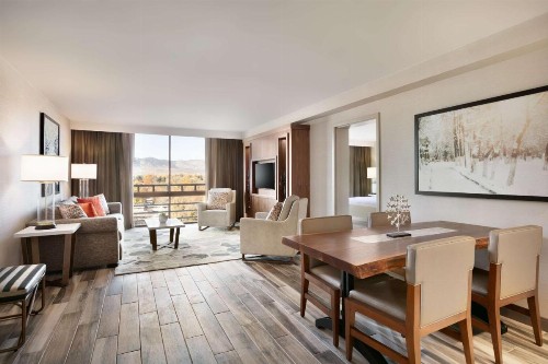 Hilton Fort Collins - image 38