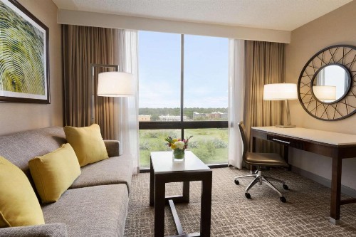 Hilton Fort Collins - image 40