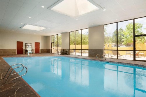 Hilton Fort Collins - image 42