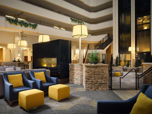 Hilton Fort Collins - image 44