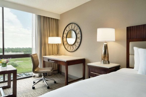 Hilton Fort Collins - image 7