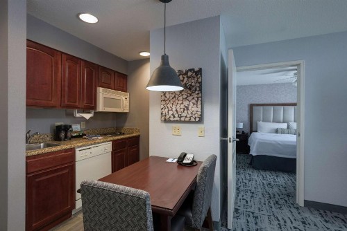 Homewood Suites by Hilton Fort Collins - image 10