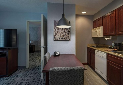 Homewood Suites by Hilton Fort Collins - image 2