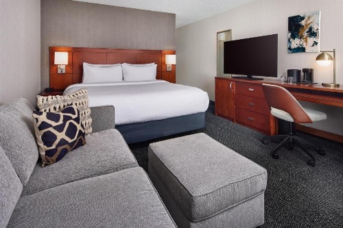 Courtyard by Marriott Fort Collins - image 31