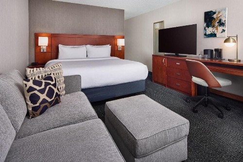 Courtyard by Marriott Fort Collins - image 44