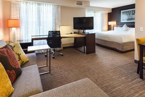 Residence Inn by Marriott Fort Collins - image 10