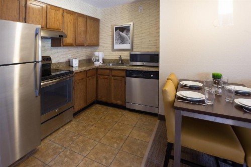 Residence Inn by Marriott Fort Collins - image 17