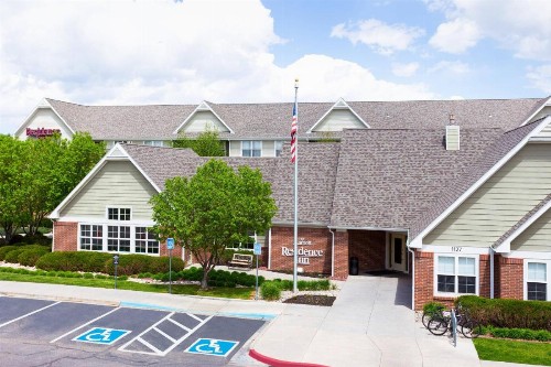 Residence Inn by Marriott Fort Collins - image 2