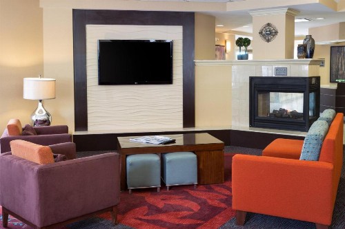 Residence Inn by Marriott Fort Collins - image 4