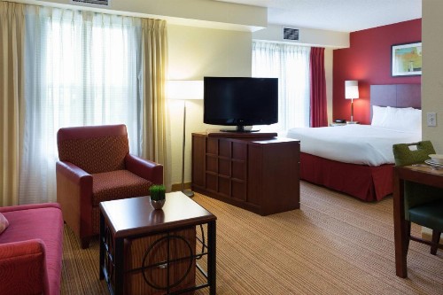 Residence Inn by Marriott Fort Collins - image 6