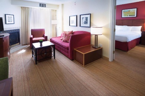 Residence Inn by Marriott Fort Collins - image 8