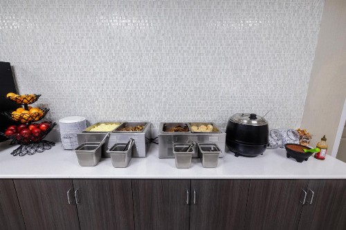 La Quinta Inn & Suites by Wyndham Fort Collins Colorado - image 31