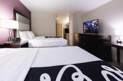 La Quinta Inn & Suites by Wyndham Fort Collins Colorado - image 33