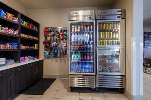 La Quinta Inn & Suites by Wyndham Fort Collins Colorado - image 49