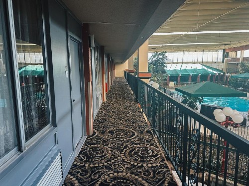 Clarion Inn Fort Collins - image 16