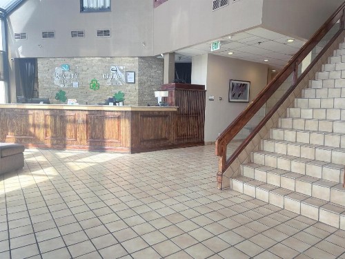 Clarion Inn Fort Collins - image 8