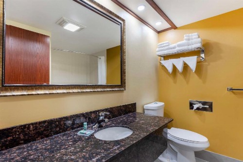 Best Western Kiva Inn - image 28