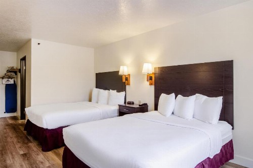 Americas Best Value Inn & Suites Ft Collins E at I-25 - image 5