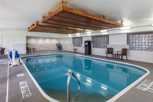 Comfort Suites Fort Collins Near University - image 18
