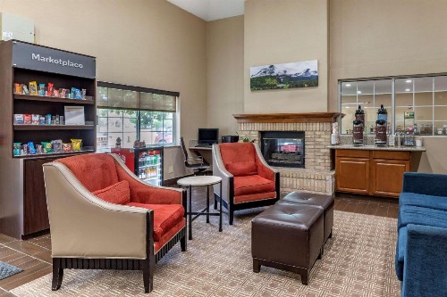 Comfort Suites Fort Collins Near University - image 22