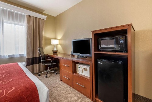 Comfort Suites Fort Collins Near University - image 37