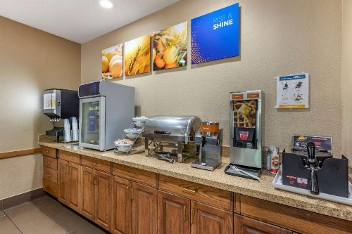 Comfort Suites Fort Collins Near University - image 41