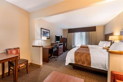 Quality Inn & Suites University Fort Collins - image 21