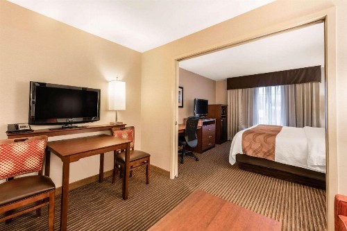 Quality Inn & Suites University Fort Collins - image 30