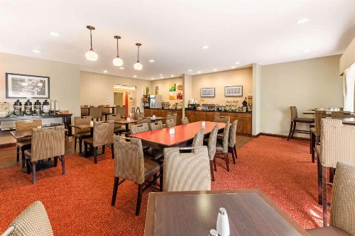 Quality Inn & Suites University Fort Collins - image 36