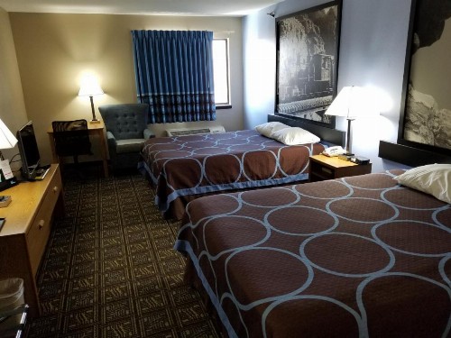 Super 8 by Wyndham Fort Collins - image 23