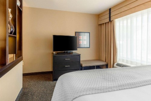 Cambria Hotel Ft Collins - image 25