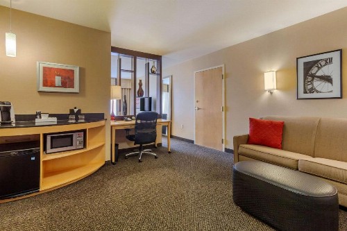 Cambria Hotel Ft Collins - image 32