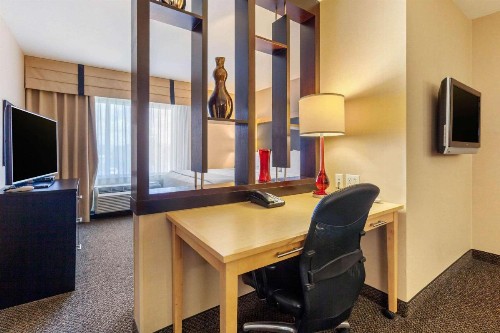Cambria Hotel Ft Collins - image 34