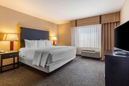 Cambria Hotel Ft Collins - image 40