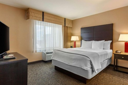 Cambria Hotel Ft Collins - image 46