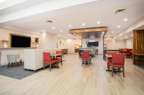 Holiday Inn Express Hotel & Suites Fort Collins an IHG Hotel - image 18