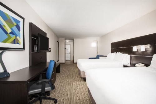Holiday Inn Express Hotel & Suites Fort Collins an IHG Hotel - image 33