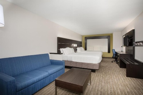 Holiday Inn Express Hotel & Suites Fort Collins an IHG Hotel - image 43