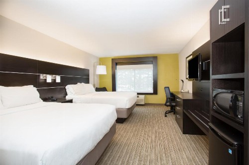 Holiday Inn Express Hotel & Suites Fort Collins an IHG Hotel - image 47