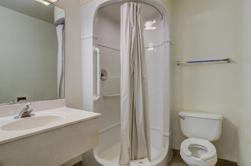 Motel 6-Fort Collins CO - image 33