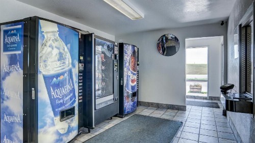 Motel 6-Fort Collins CO - image 35